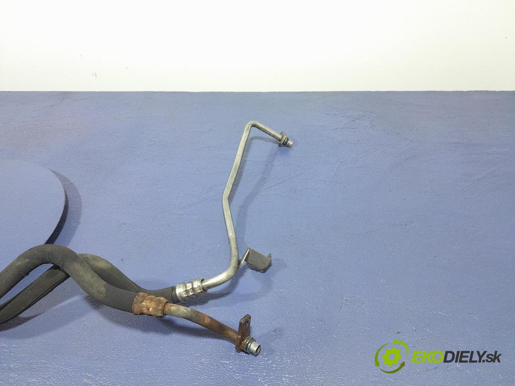 Audi A5 2014 trubka Olejový: 8K0317817EB