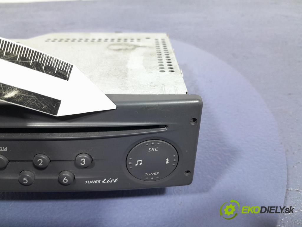 Renault Laguna 2002 Radio I Navigace: 8200002607
