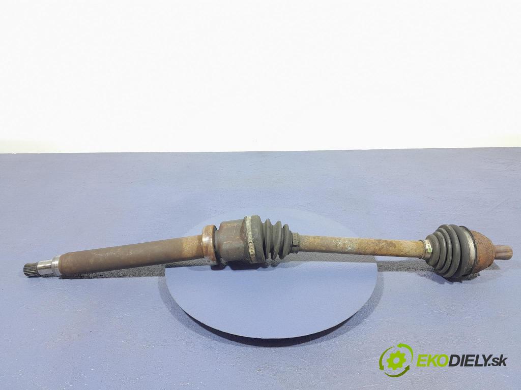 Ford Focus 2009 poloos Prava: Predné