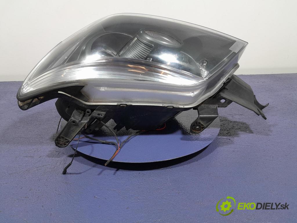 Mitsubishi Outlander 2004 světlo Levý: 