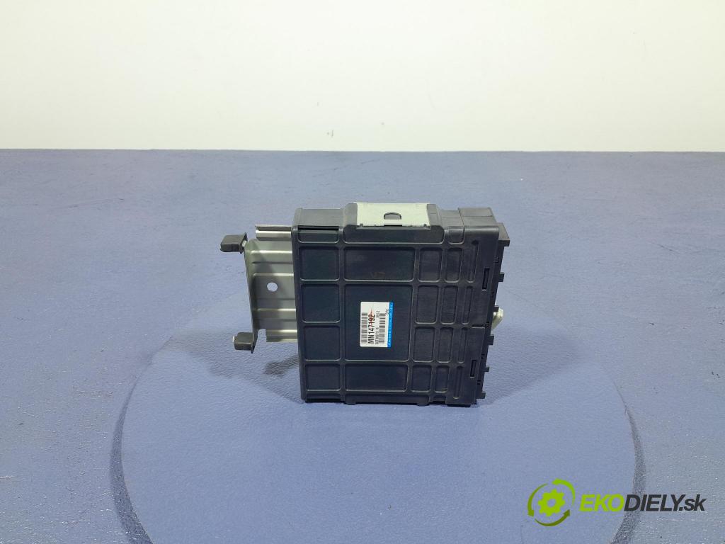 Mitsubishi Outlander 2004 řídící jednotka Motor: MN147192