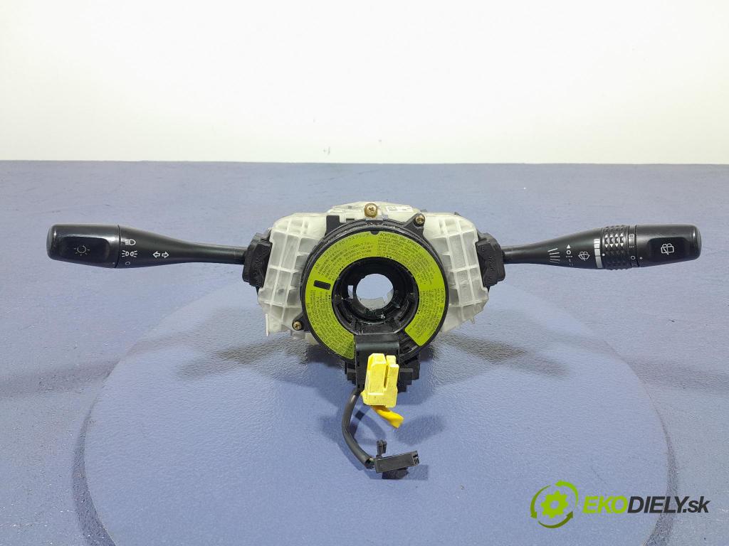 Mitsubishi Outlander 2004 Přepínač Komplex: F12102