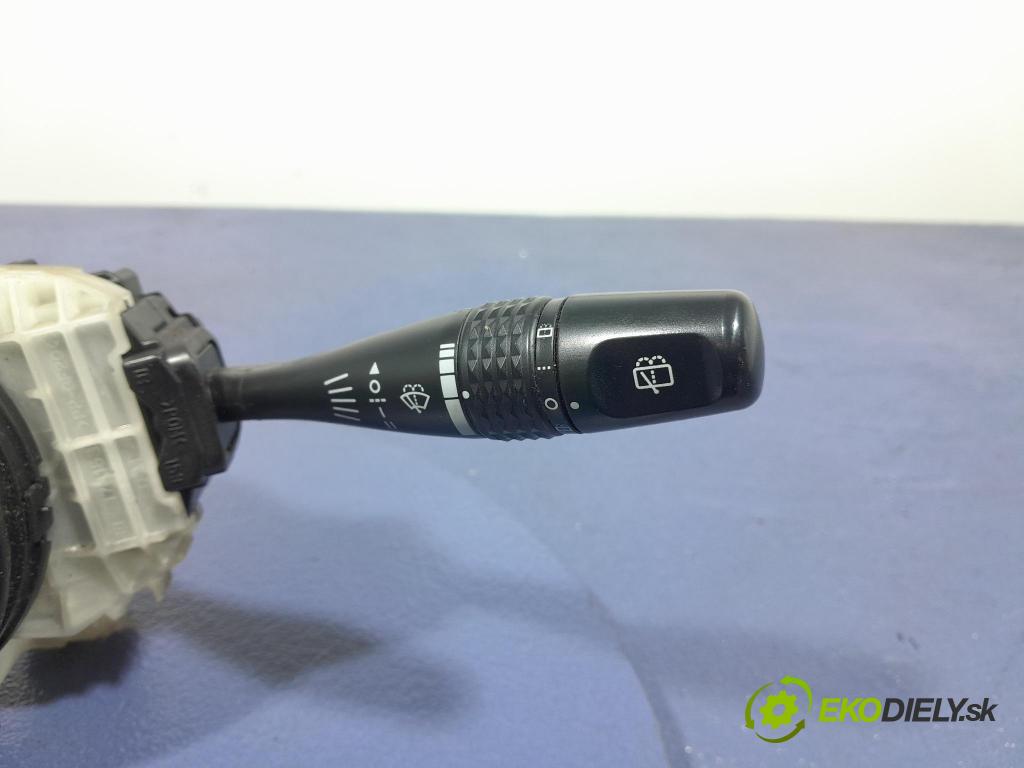 Mitsubishi Outlander 2004 Přepínač Komplex: F12102