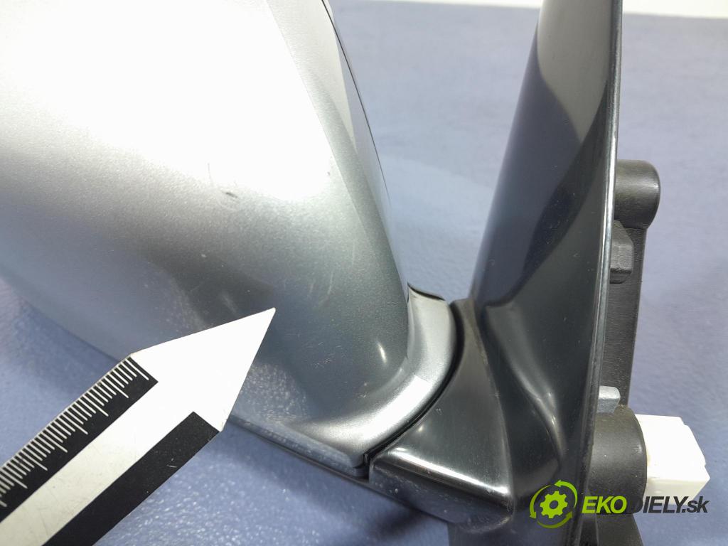 Mitsubishi Outlander 2004 zrkadlo pravé