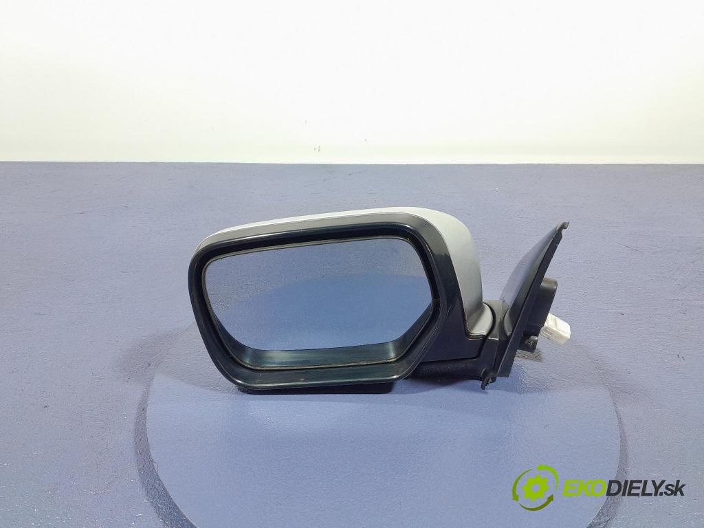 Mitsubishi Outlander 2004 zrkadlo Vľavo: