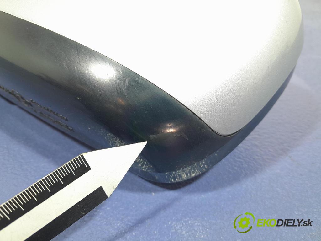 Mitsubishi Outlander 2004 zrkadlo Vľavo: