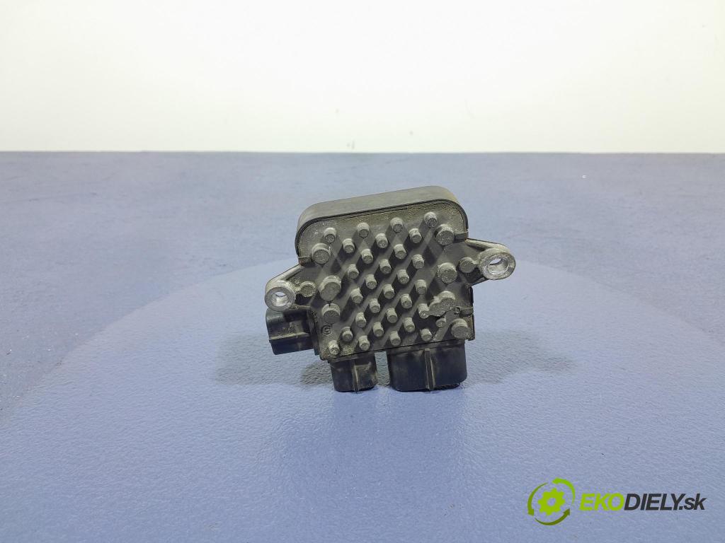 Mitsubishi Outlander 2004 relé Ventilátora 1C23119700