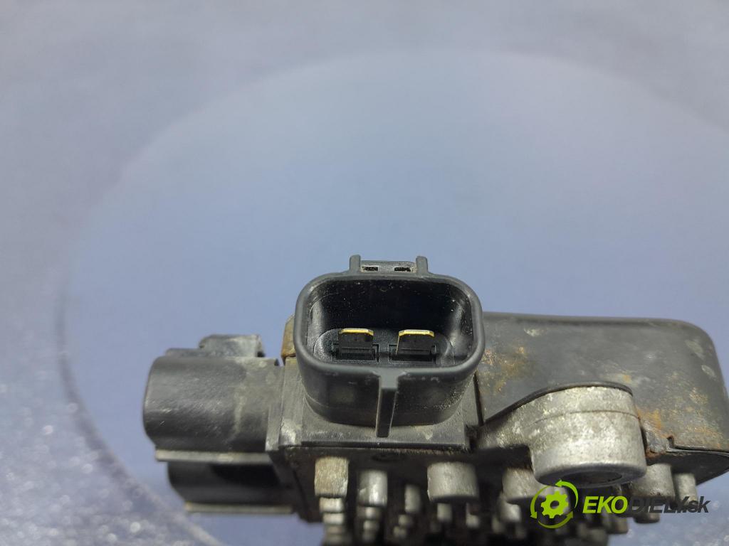 Mitsubishi Outlander 2004 relé Ventilátora 1C23119700