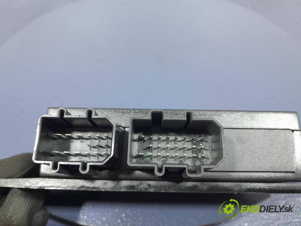 Vw Passat 2001 řídící jednotka Komfortu 1C0959799B