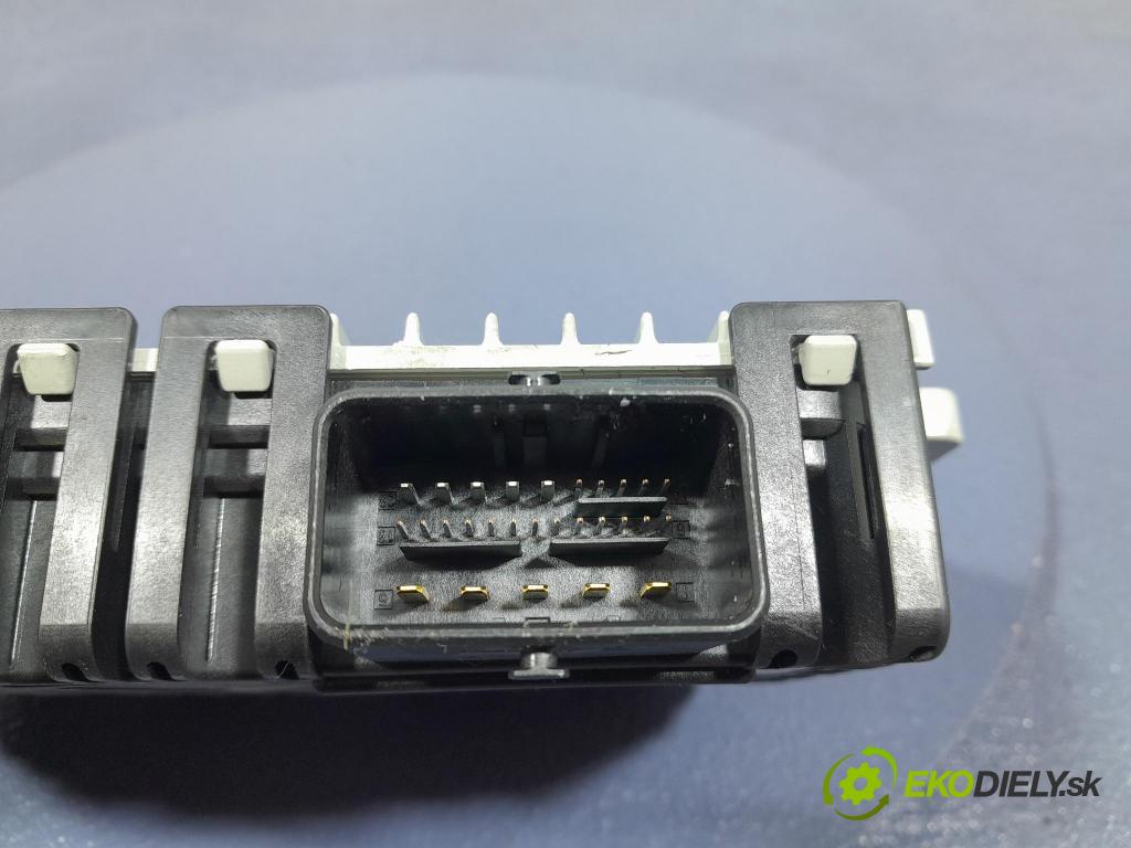 Citroen C4 picasso 2007 riadiaca jednotka 4461580050