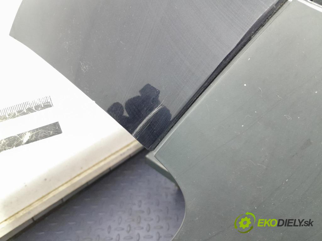 Audi A4 2002 nárazník Predné