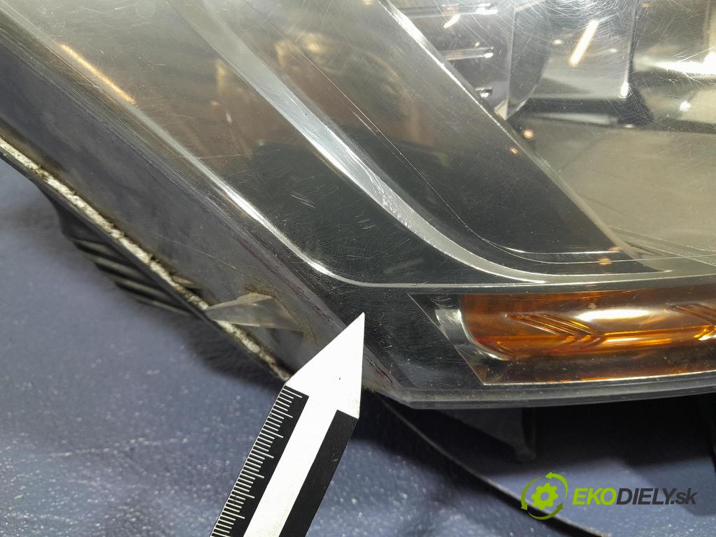 Citroen C4 picasso 2007 světlo v pravo: