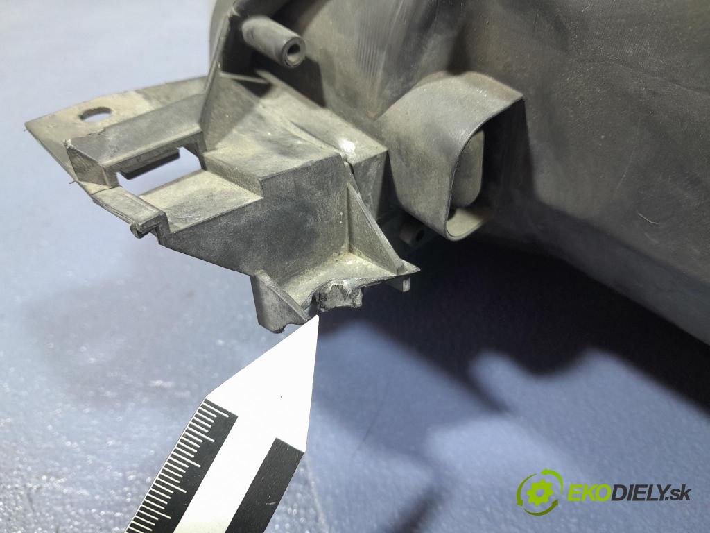 Citroen C4 picasso 2007 světlo v pravo: