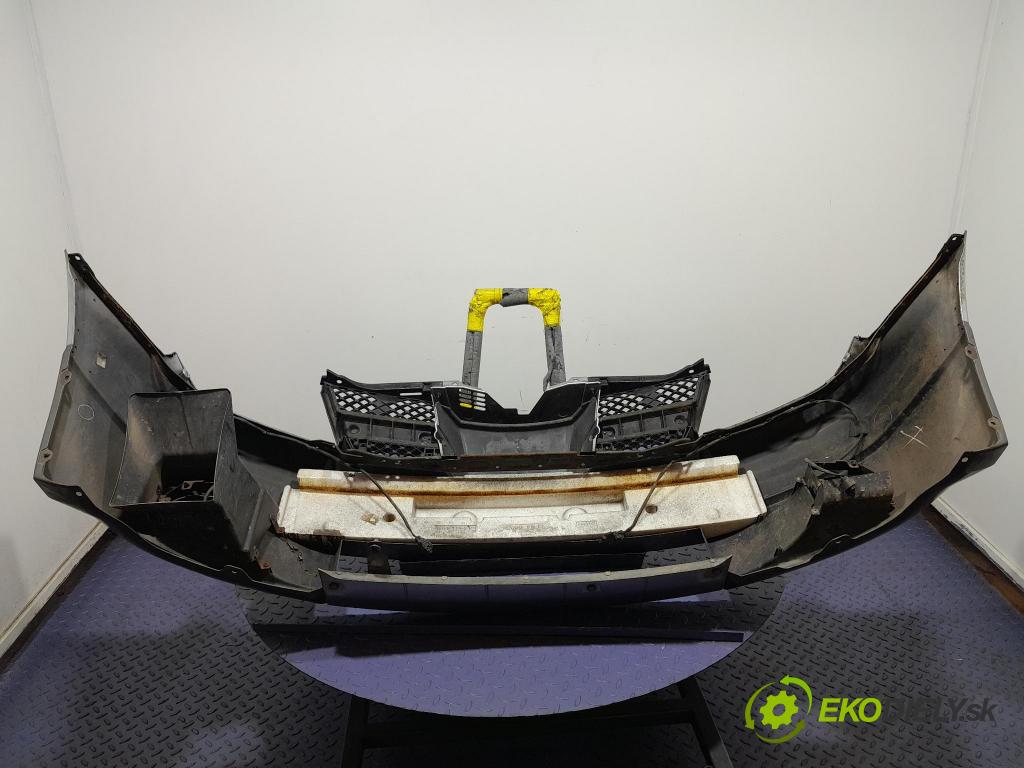 Mitsubishi Outlander 2004 nárazník Predné