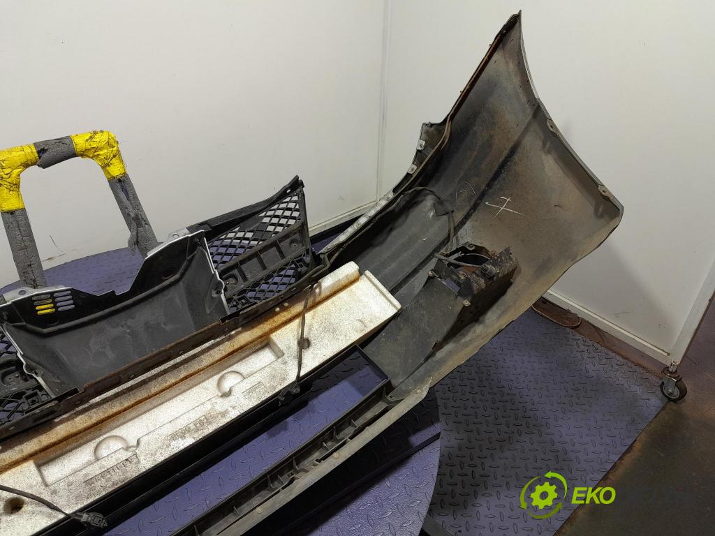 Mitsubishi Outlander 2004 nárazník Predné