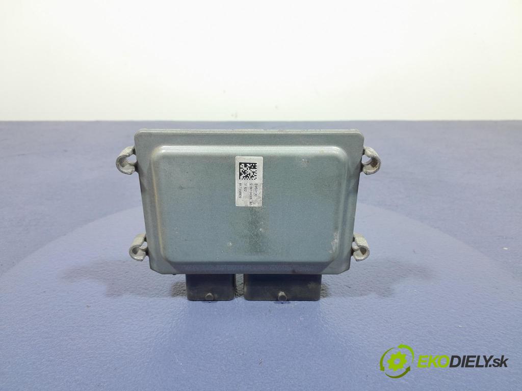 Dacia Logan 2011 riadiaca jednotka Motor: 237101467R