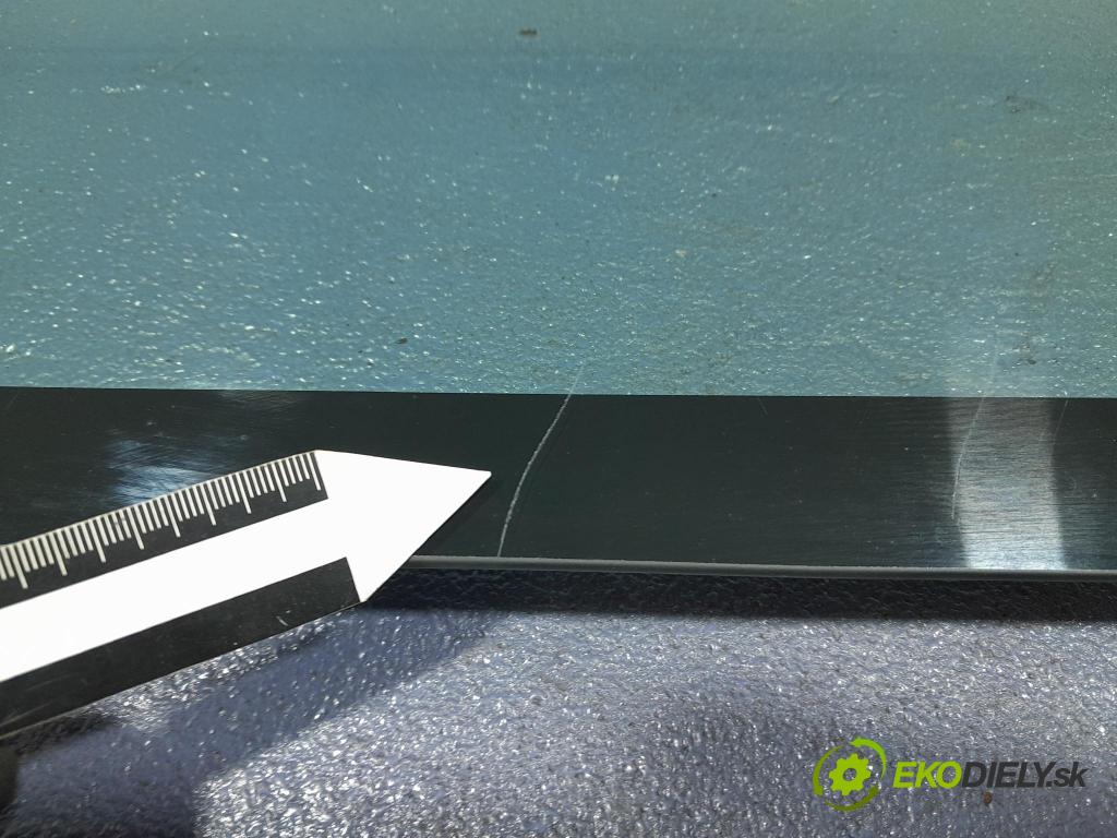 Dacia Logan 2011 sklo Karoséria: zad