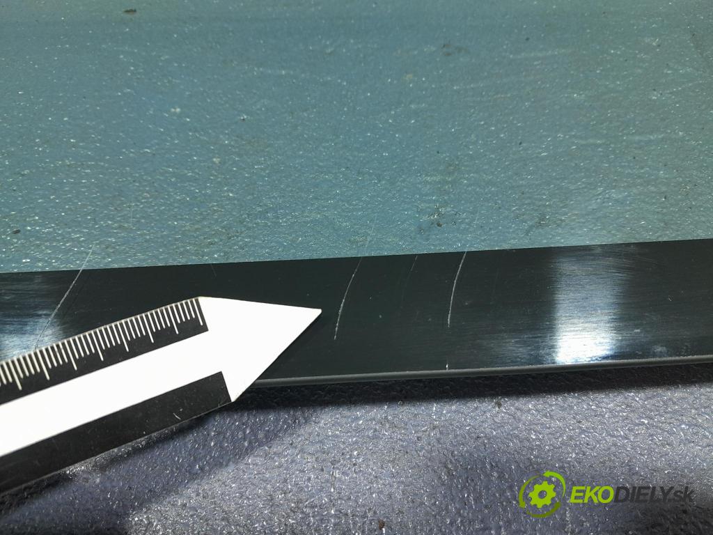 Dacia Logan 2011 sklo Karoséria: zad 