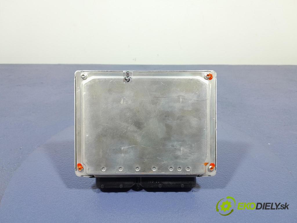 Audi A4 2002 riadiaca jednotka Motor: 8E0909518AL