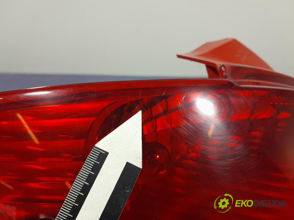 Toyota Yaris 2008 světlo Zad: levá Mimo: