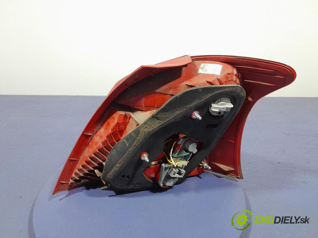 Toyota Yaris 2008 světlo Zad: levá Mimo: