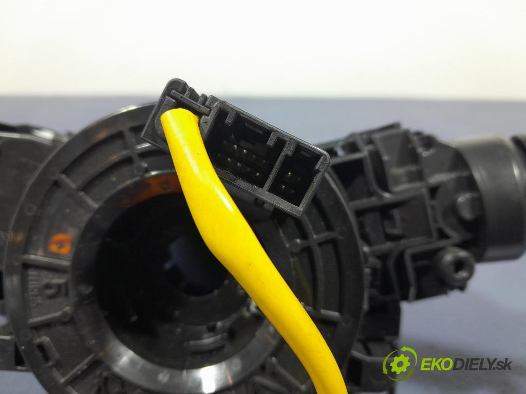 Toyota Yaris 2008 prepínač Komplex: