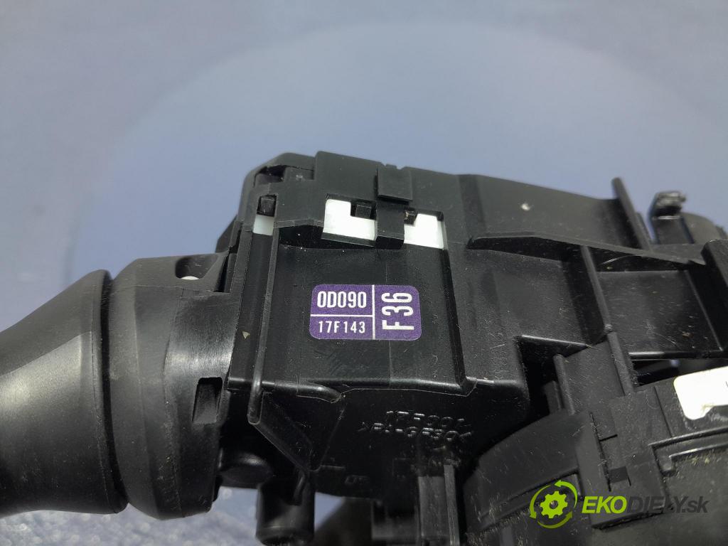 Toyota Yaris 2008 prepínač Komplex: