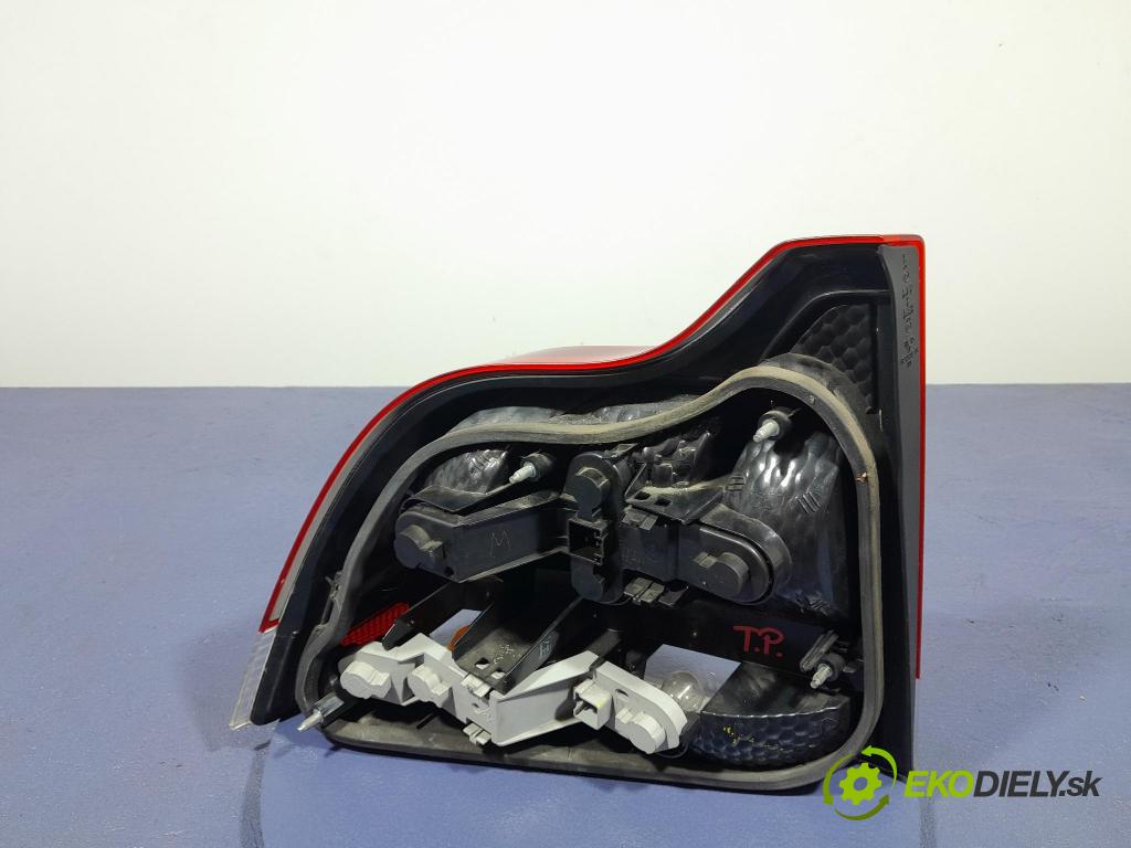 Volvo S60 2001 světlo Zad: Práva: Mimo: