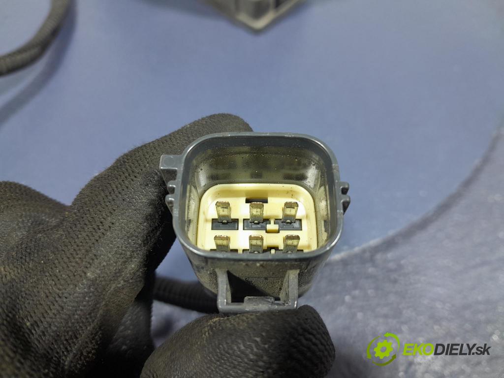 Volvo S60 2001 klapka 8644344