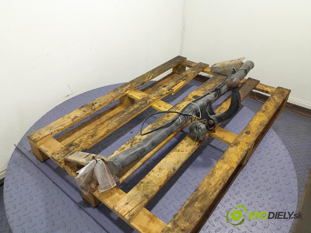 Volvo S60 2001 oko Do Přívěsy