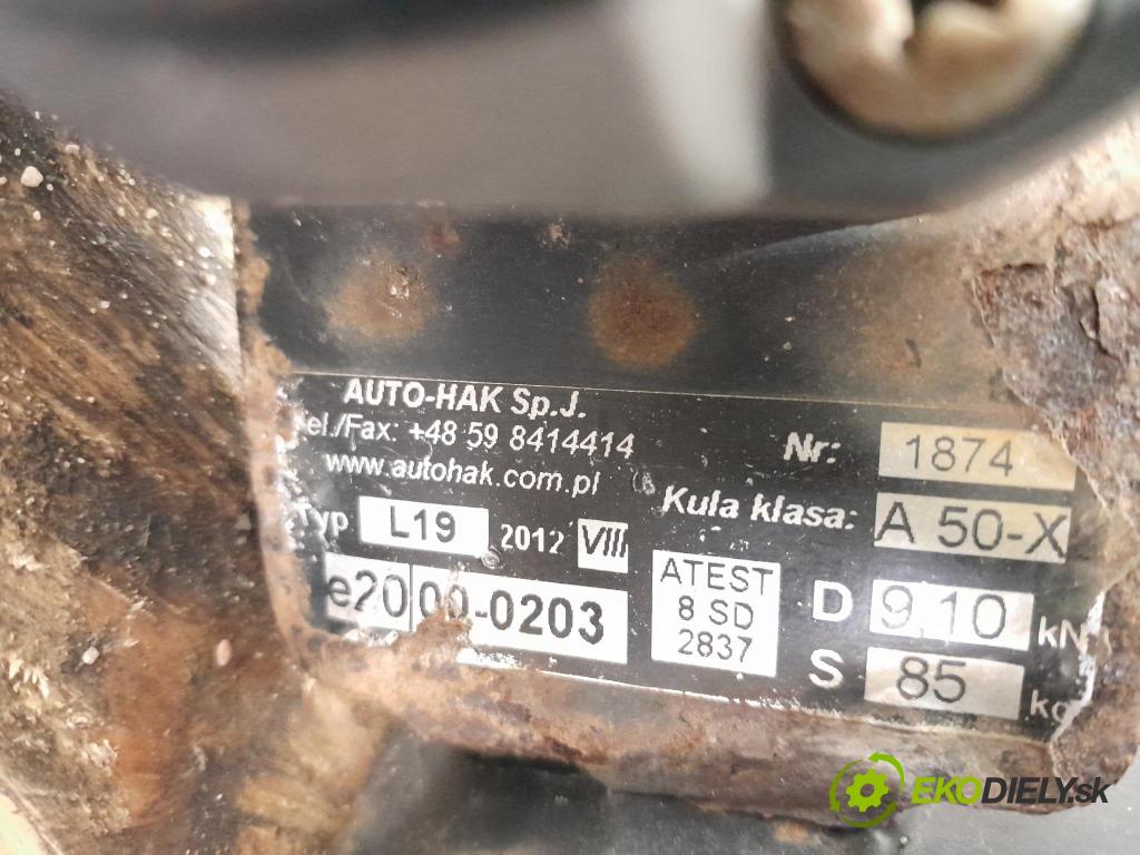 Volvo S60 2001 oko Do Přívěsy