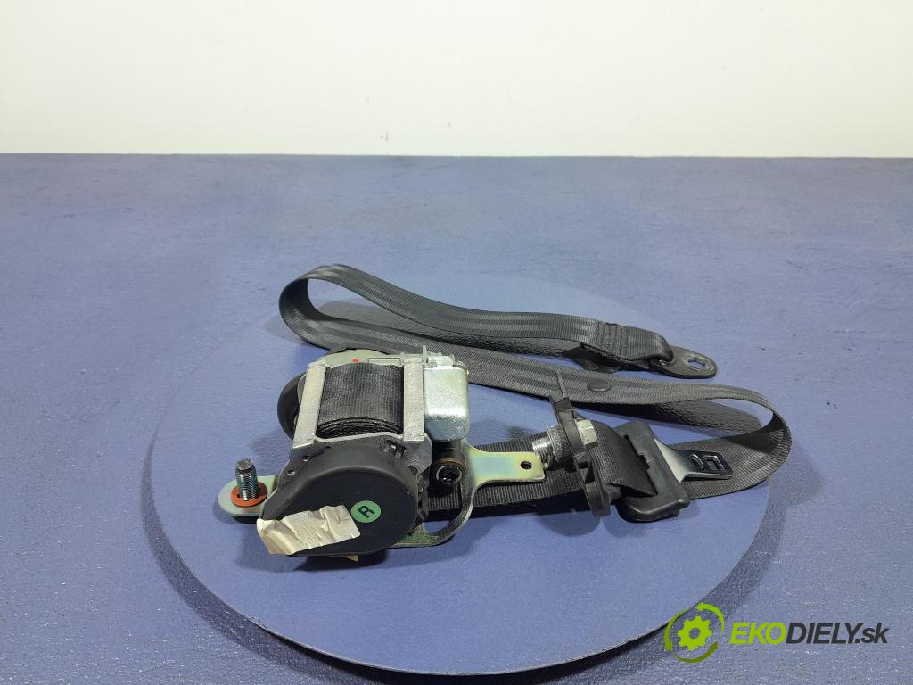 Kia Ceed 2009 Pásy: Bezpečnosť: x 88820-1H000