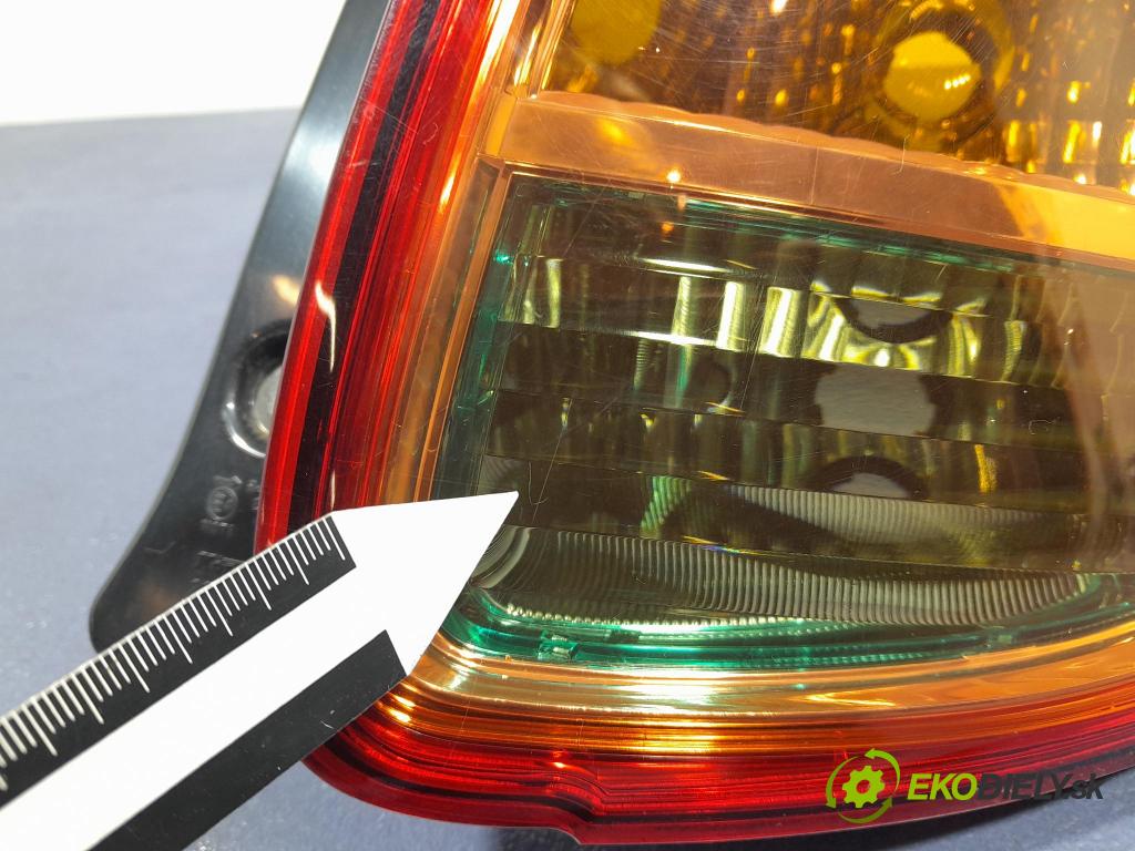 Suzuki Sx4 2009 svetlo / reflektor zad Prava: Vonkajsia: 220-16684