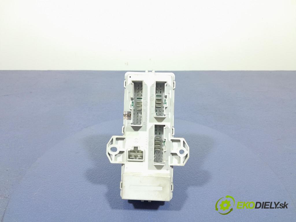 Kia Sorento 2004 skříňka Pojistky 91170-3E920