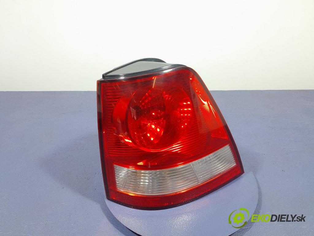 Kia Sorento 2004 světlo Zad: levá Mimo: