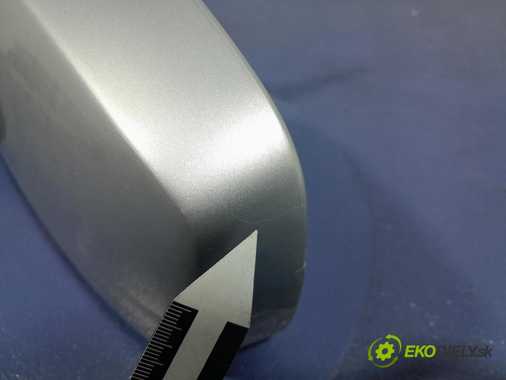 Kia Sorento 2004 zrkadlo Vľavo: 015753