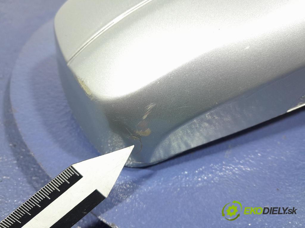 Kia Sorento 2004 zrkadlo pravé 015754