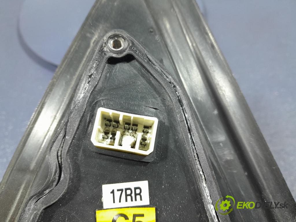 Kia Sorento 2004 zrkadlo pravé 015754