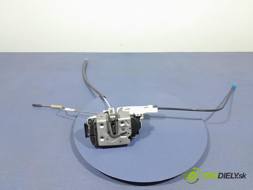 Mercedes Sprinter 2016 zámok dvere Predné Vľavo: A9067201535