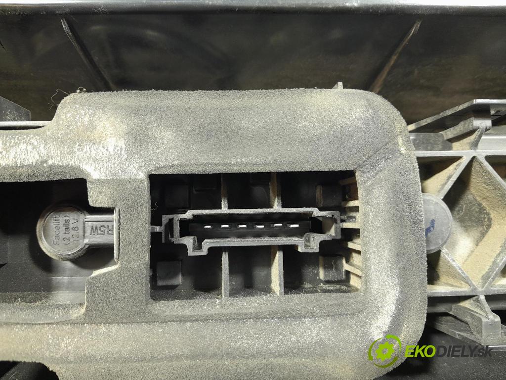 Mercedes Sprinter 2016 světlo Zad: Práva: Mimo: A9068202200