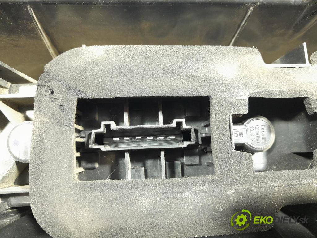 Mercedes Sprinter 2016 světlo Zad: levá Mimo: A9068202100