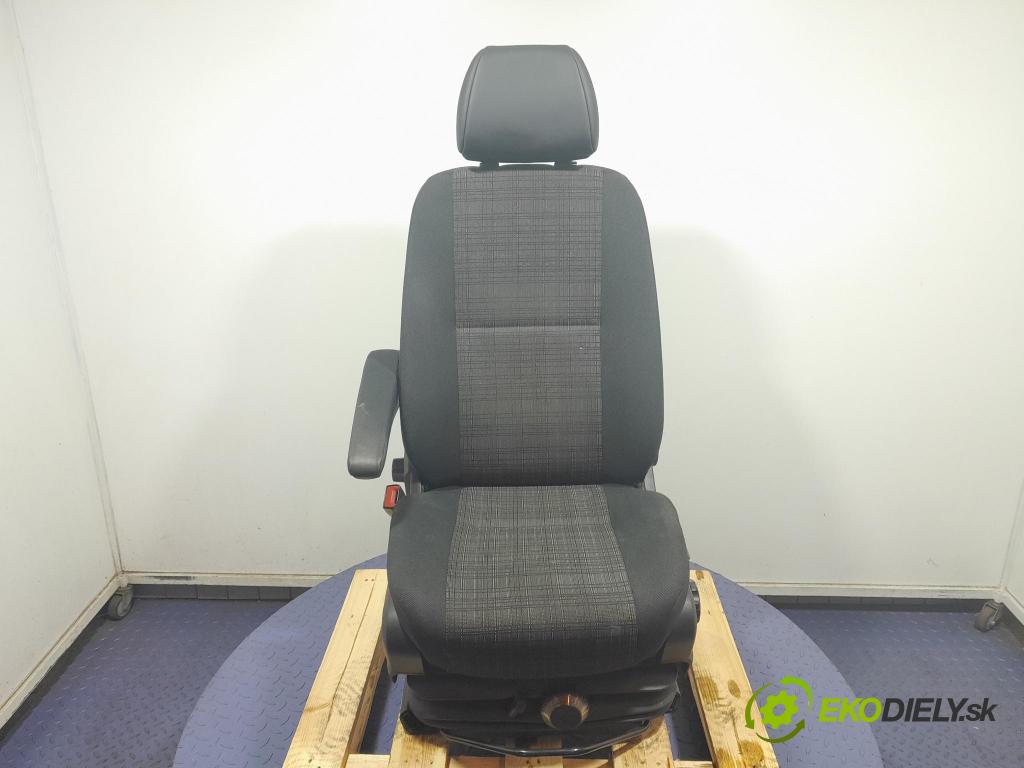 Mercedes Sprinter 2016 Sedačka Ovládače: