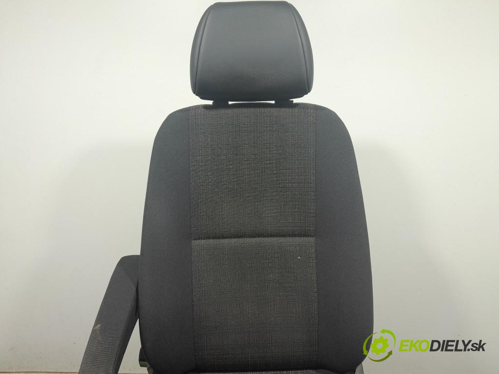 Mercedes Sprinter 2016 Sedačka Ovládače: