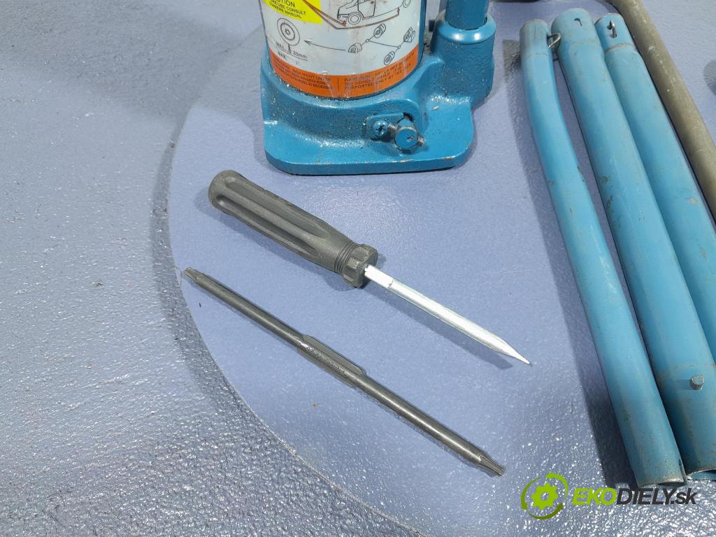 Mercedes Sprinter 2016 zvedák 9065800018