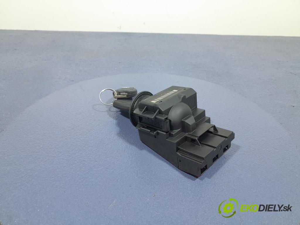 Mercedes Sprinter 2016 Spínač zapalování. A9069003303