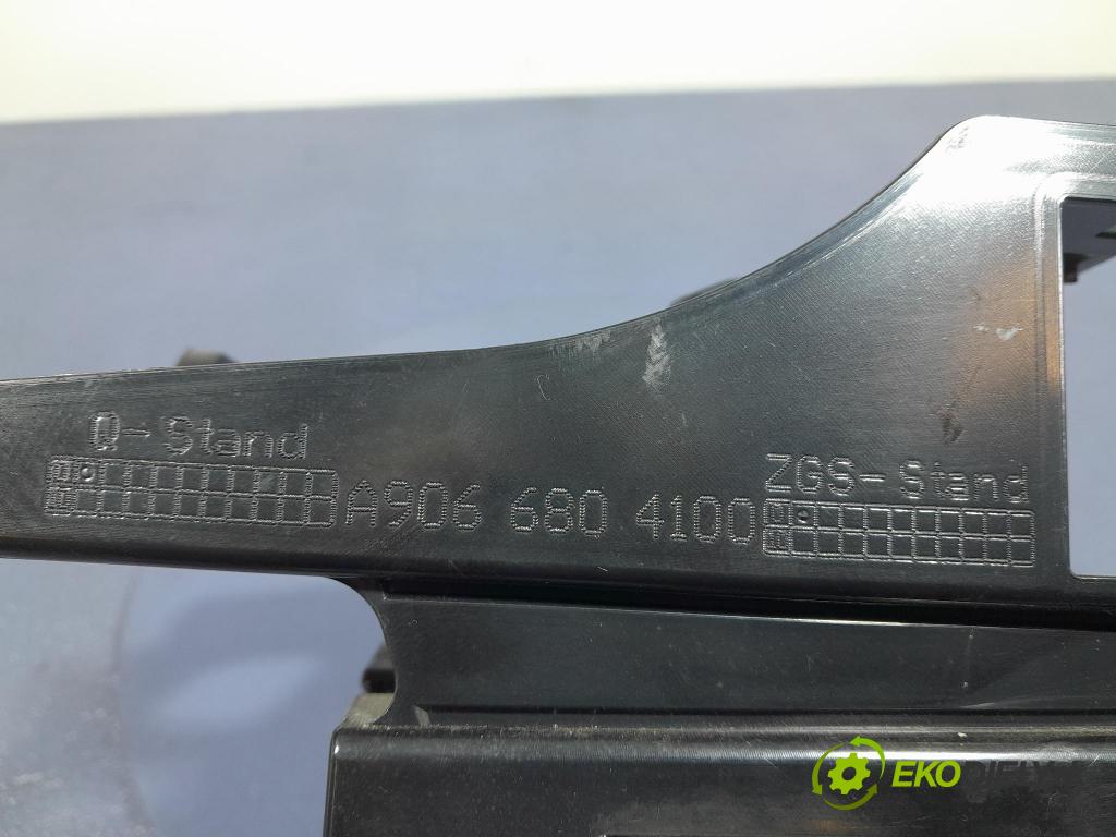 Mercedes Sprinter 2016 kastlík A906804100