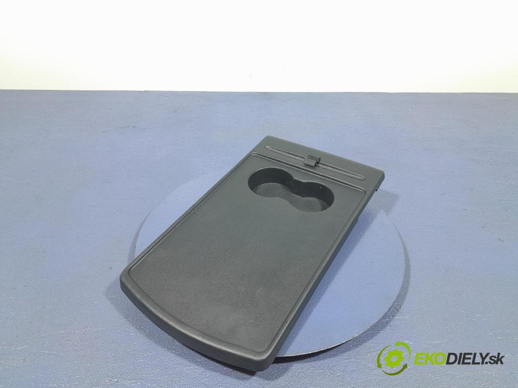 Mercedes Sprinter 2016 kryt Plast: Interiéry: A0009126335