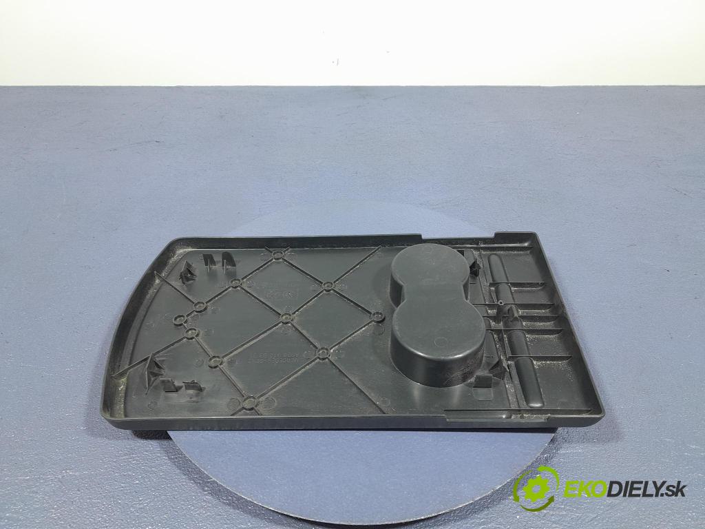 Mercedes Sprinter 2016 kryt Plast: Interiéry: A0009126335