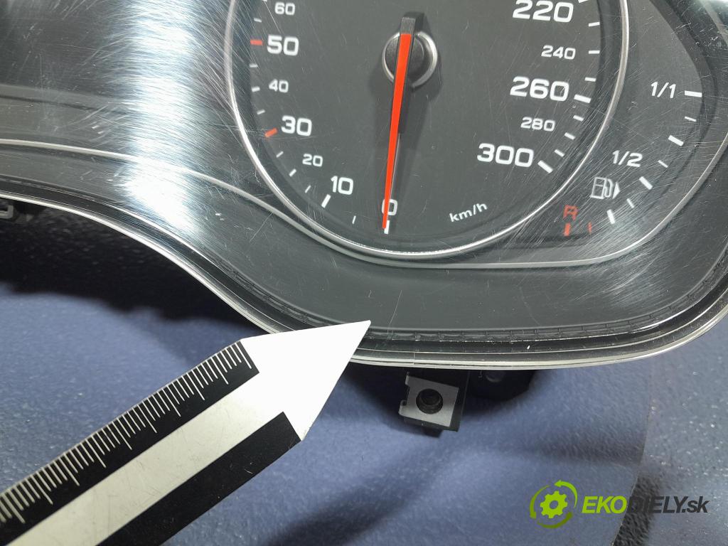 Audi A6 2011 Přístrojová deska 4G8920931E