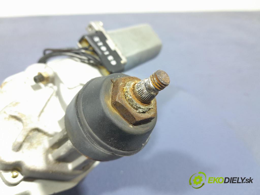 Kia Sorento 2004 motor: Stierače: zad 98700-3E000